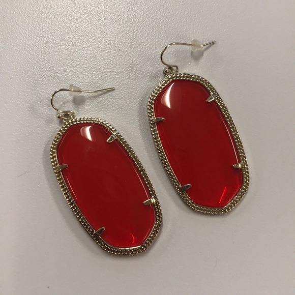 Kendra Scott Jewelry - Kendra Scott Danielle earrings